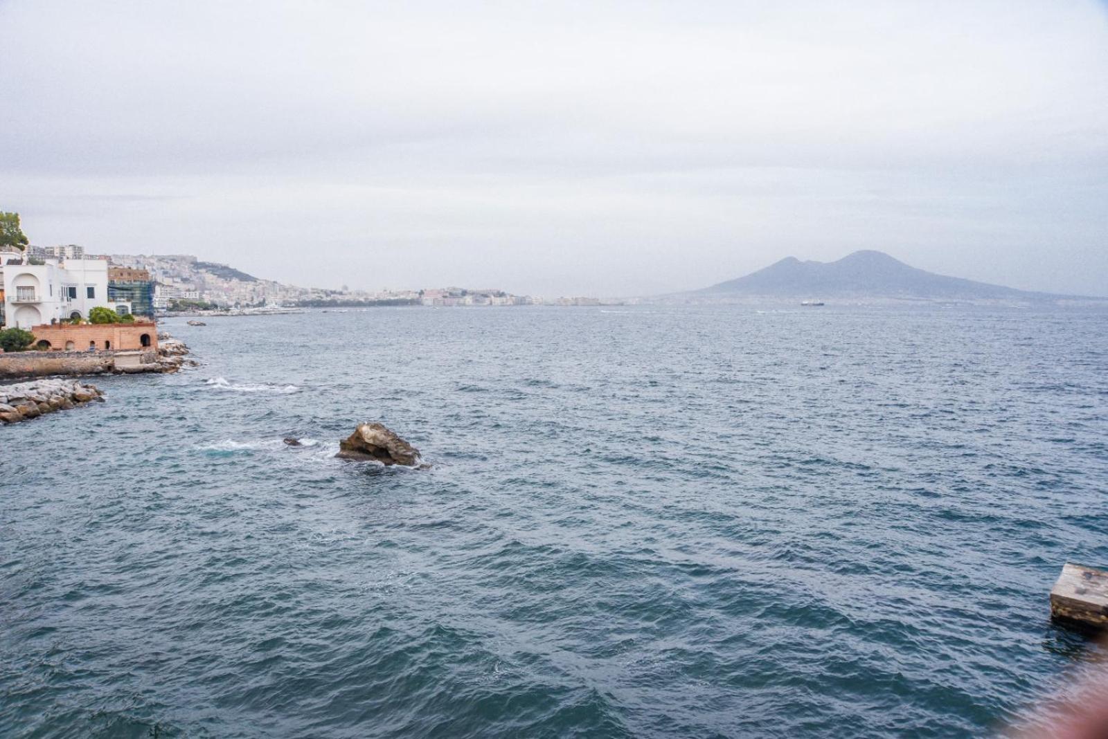 La Casa Sul Mare Apartment Naples Exterior photo